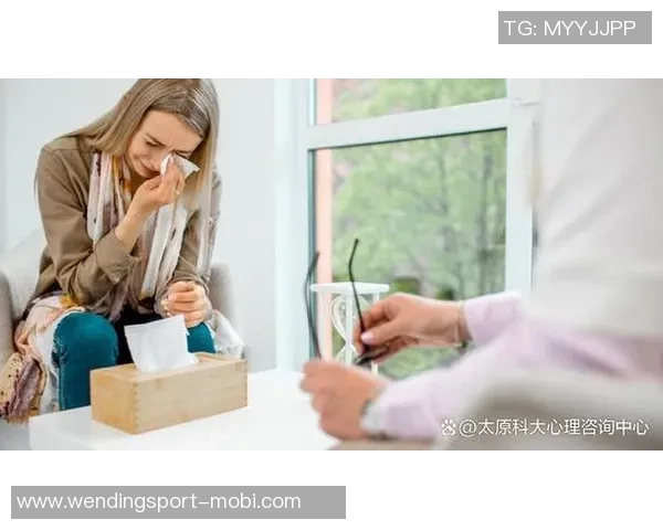 贝林厄姆坦言压力与脆弱感需倾诉支持心理健康的重要性