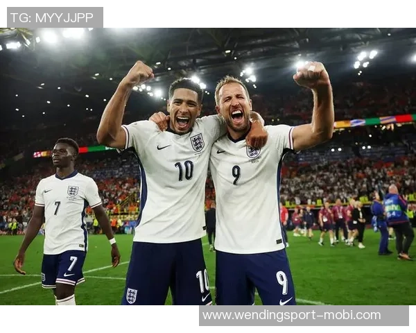 贝林厄姆积极与阿隆索沟通以提升个人与球队表现的努力与决心 贝林厄姆积极与阿隆索沟通以提升个人与球队表现的努力与决心